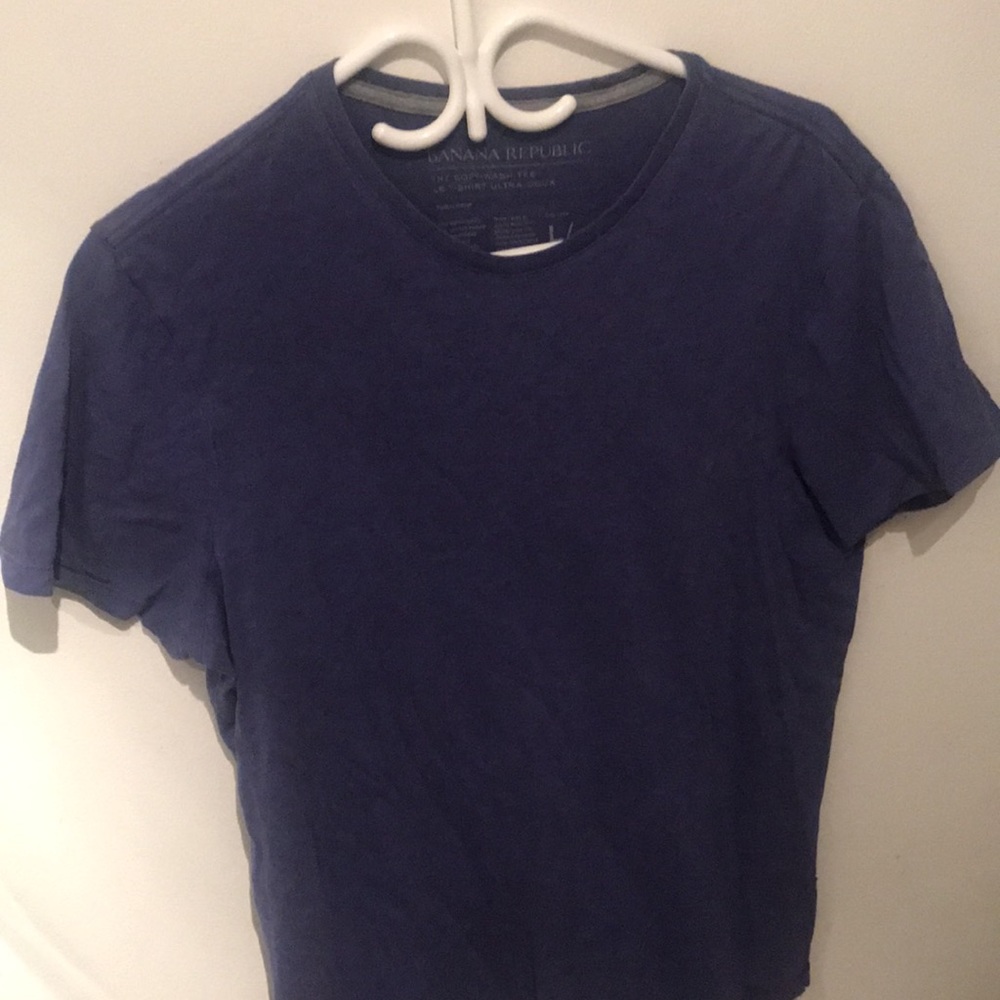 Banana Republic Soft Wash Ultra Soft Blueish Purple  Cotton Tshirt